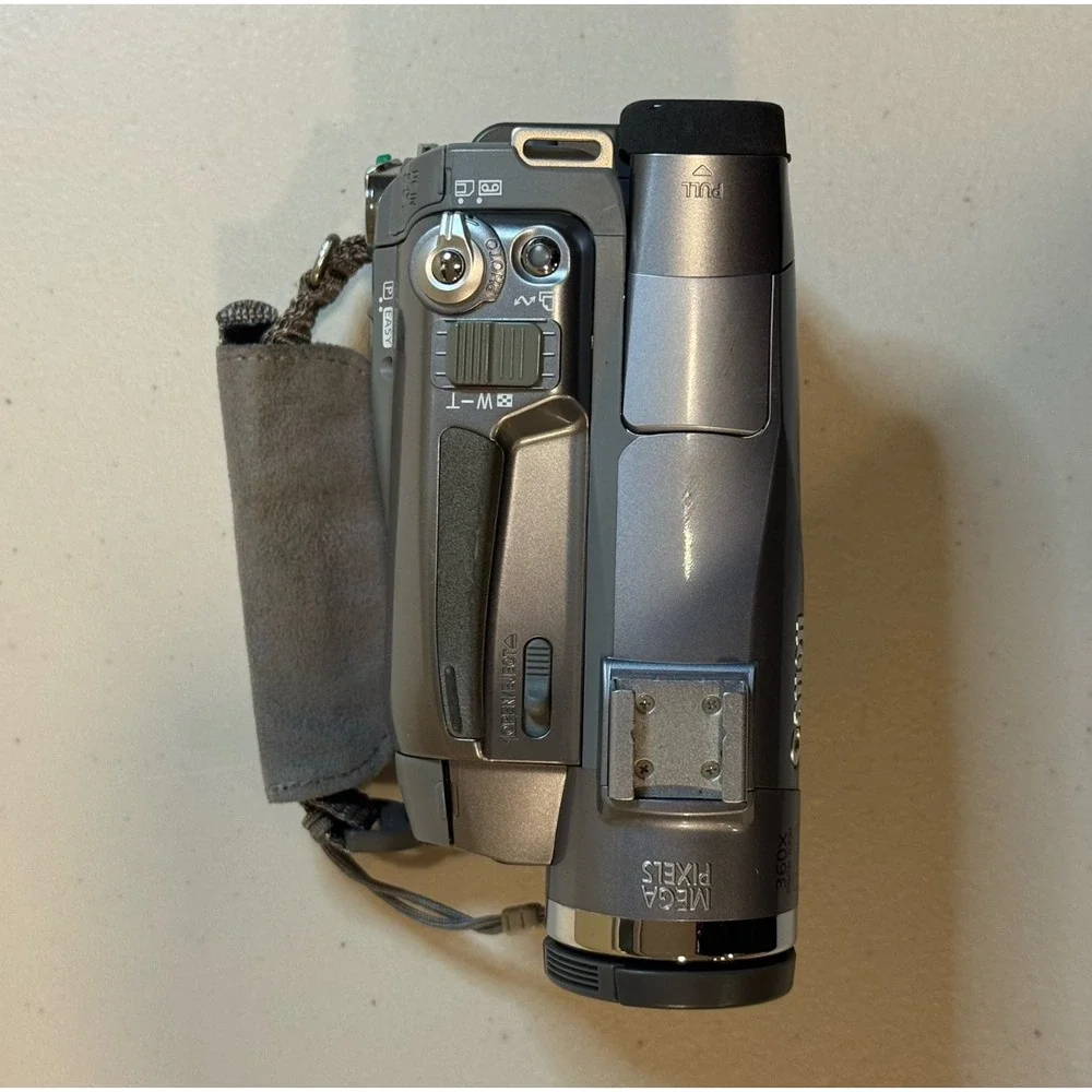 Canon Elura 80 Silver 2.5